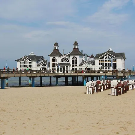 First 2-3 Lejlighed *